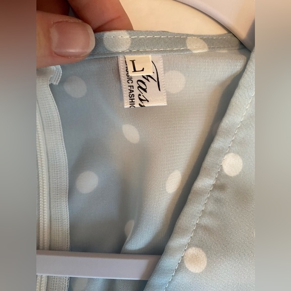 Fashion Boho Sheer Robins Egg Blue & White Polka Dot Belted Shorts Romper Large - Picture 10 of 10